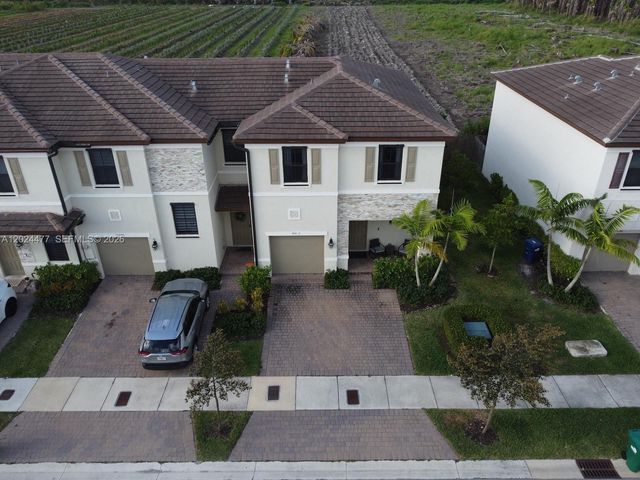 10072 SW 231st Ln, Miami, FL 33190