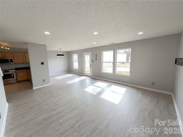 1911 Almond Hills Drive, Charlotte, NC 28262