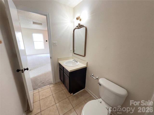 1911 Almond Hills Drive, Charlotte, NC 28262