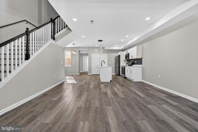 3925 BELLE AVE, Baltimore, MD 21215