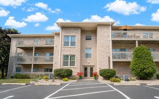 1600 RUSTIC OAKS COURT #23, Green Bay, WI 54301