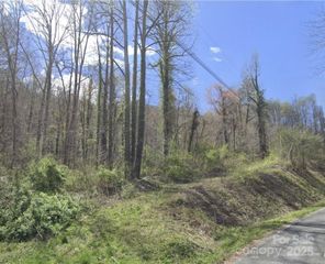 1391 Macktown Road, Sylva, NC 28779