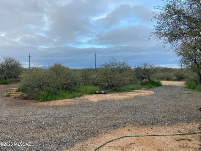 5505 S Sandario Road, Tucson, AZ 85735