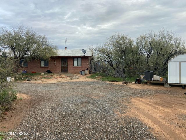 5505 S Sandario Road, Tucson, AZ 85735