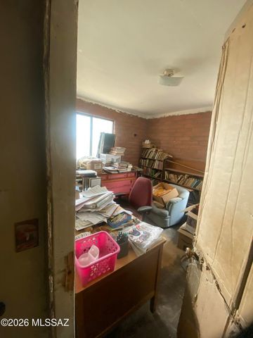 5505 S Sandario Road, Tucson, AZ 85735