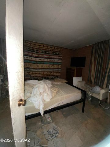 5505 S Sandario Road, Tucson, AZ 85735