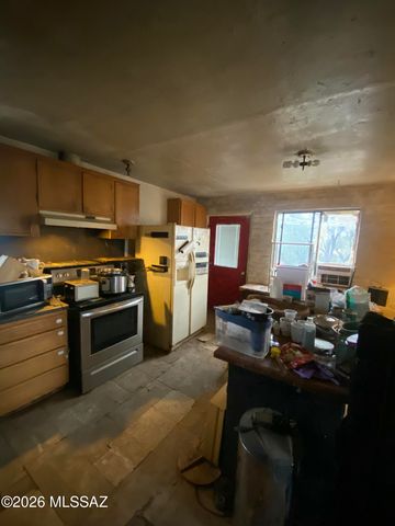 5505 S Sandario Road, Tucson, AZ 85735