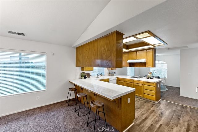 8847 N Woodrow, Fresno, CA 93720