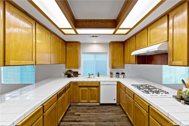 8847 N Woodrow, Fresno, CA 93720