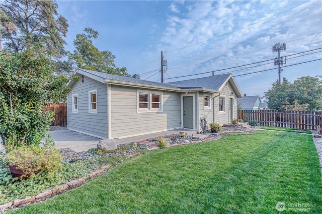 512 4th Street, Wenatchee, WA 98801