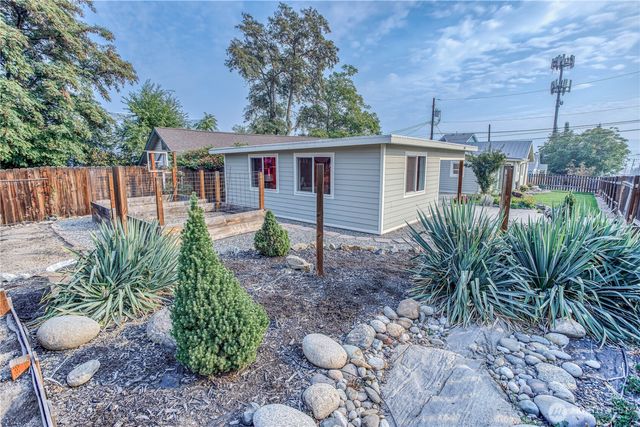 512 4th Street, Wenatchee, WA 98801