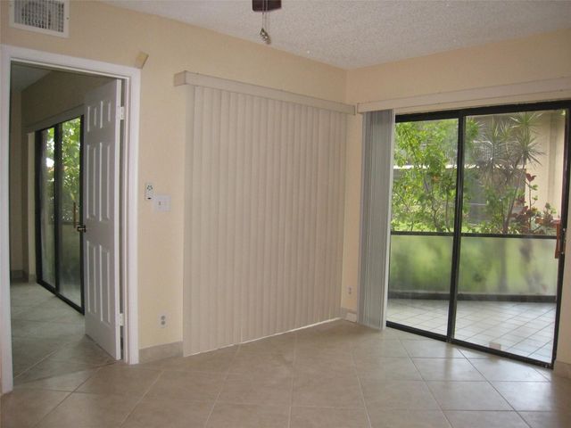 9501 NW 2nd Place 3-A, Coral Springs, FL 33071