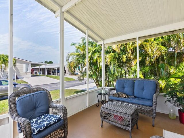 522 Hemingway Terrace, Fort Pierce, FL 34982
