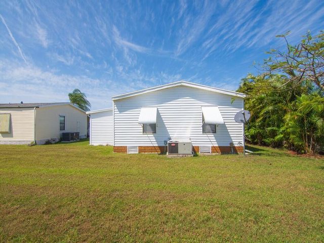 522 Hemingway Terrace, Fort Pierce, FL 34982