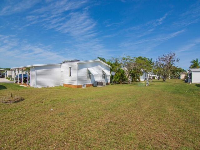 522 Hemingway Terrace, Fort Pierce, FL 34982