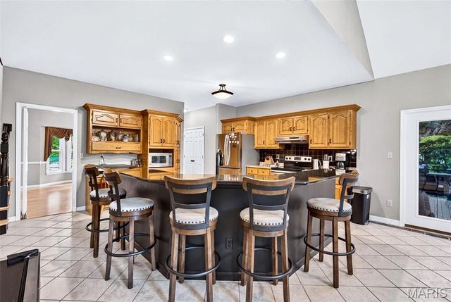 3471 Brookwood Circle, St Charles, MO 63301