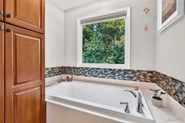 3471 Brookwood Circle, St Charles, MO 63301