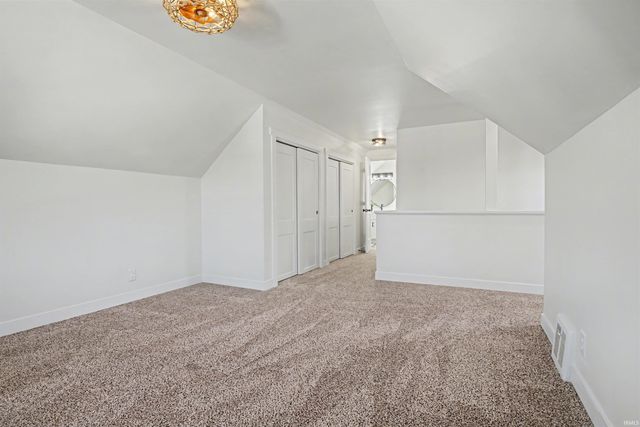 1316 E Beardsley Avenue, Elkhart, IN 46514