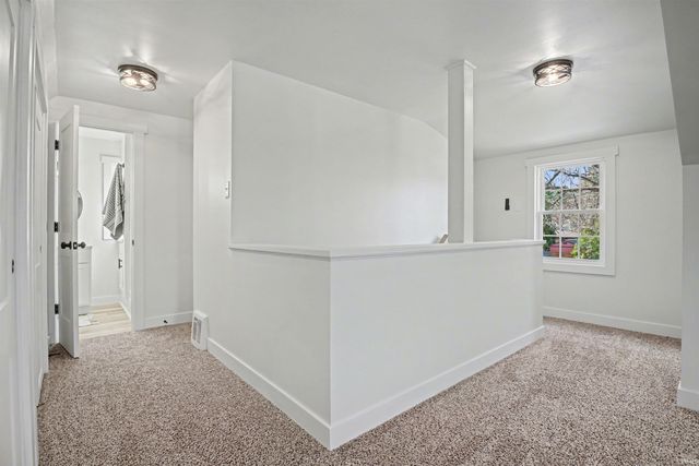 1316 E Beardsley Avenue, Elkhart, IN 46514