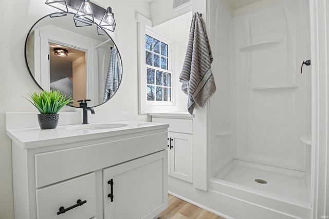 1316 E Beardsley Avenue, Elkhart, IN 46514