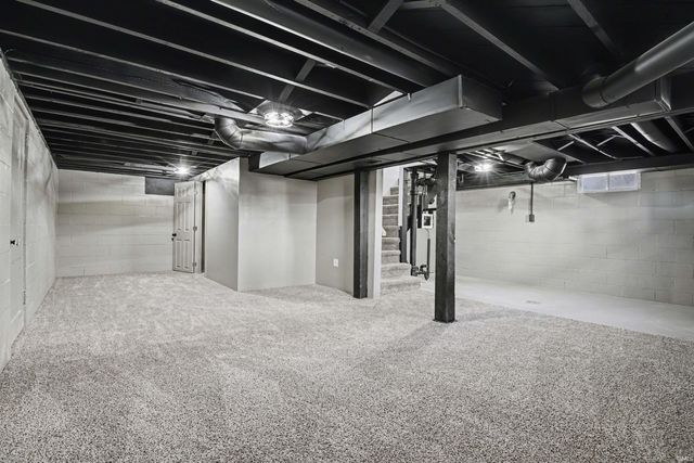 1316 E Beardsley Avenue, Elkhart, IN 46514