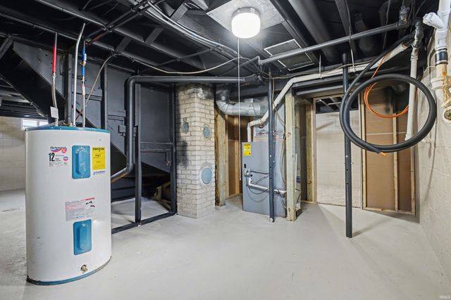 1316 E Beardsley Avenue, Elkhart, IN 46514