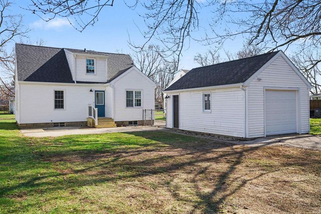 1316 E Beardsley Avenue, Elkhart, IN 46514