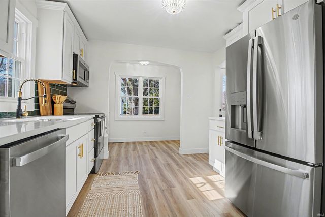 1316 E Beardsley Avenue, Elkhart, IN 46514