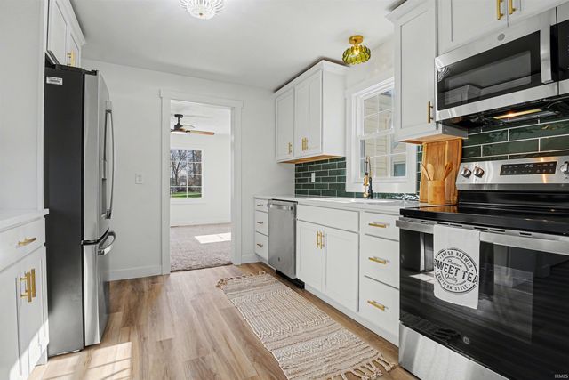 1316 E Beardsley Avenue, Elkhart, IN 46514