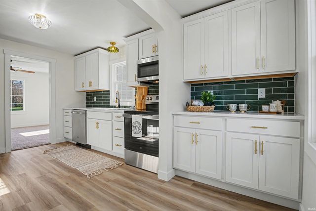 1316 E Beardsley Avenue, Elkhart, IN 46514