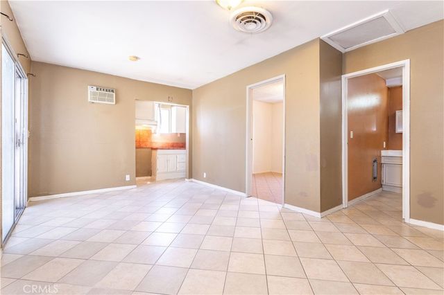 448 Fermoore, San Fernando, CA 91340