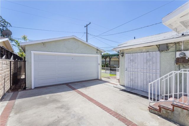 448 Fermoore, San Fernando, CA 91340