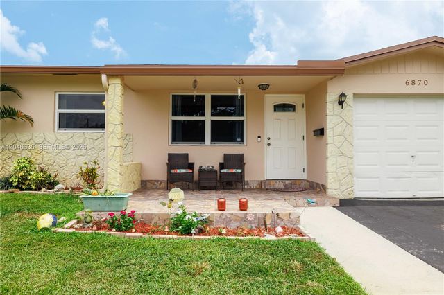 6870 Pershing Street, Hollywood, FL 33024