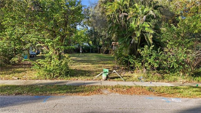 228 Delray AVE, Fort Myers, FL 33905