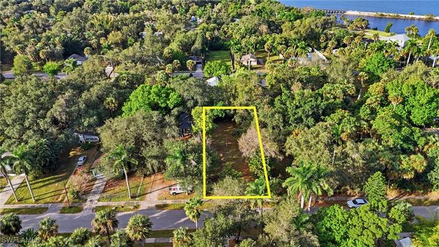 228 Delray AVE, Fort Myers, FL 33905