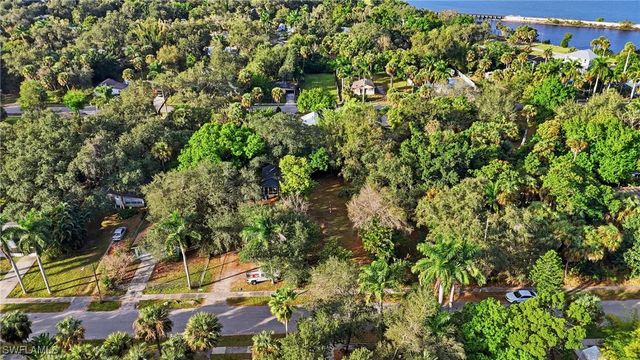 228 Delray AVE, Fort Myers, FL 33905