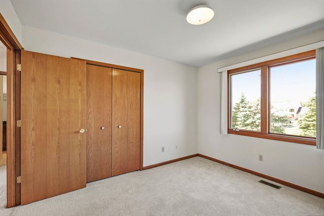46325 Glen Eagle Drive, Utica, MI 48315