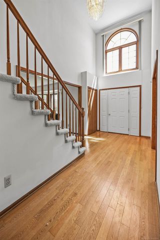 46325 Glen Eagle Drive, Utica, MI 48315