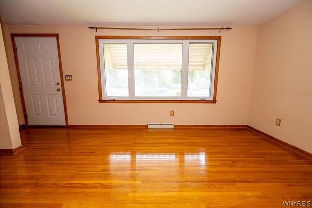 200 Margaret Road, Amherst, NY 14226