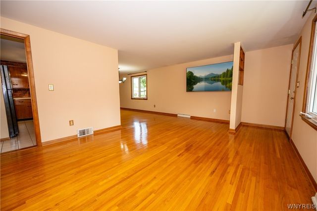 200 Margaret Road, Amherst, NY 14226