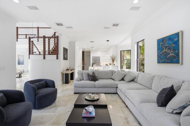 6005 Pinewood Avenue, Parkland, FL 33067