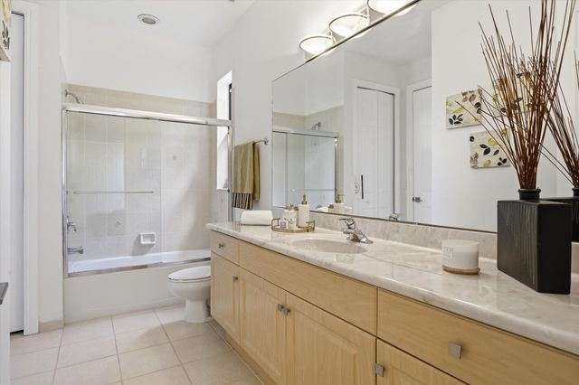 6005 Pinewood Avenue, Parkland, FL 33067
