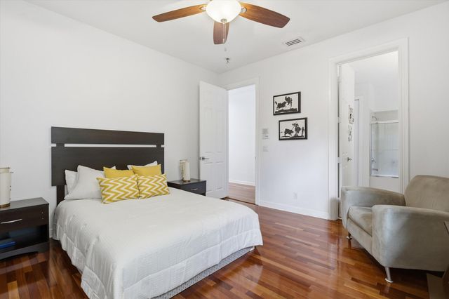 6005 Pinewood Avenue, Parkland, FL 33067