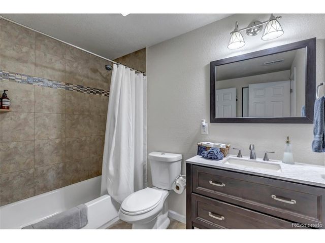 6428 Newcombe St A, Arvada, CO 80004