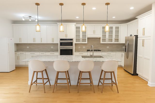4253 Linden Tree Lane, Glenview, IL 60026