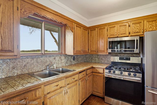 10051 Canada Road, Birch Run Township, MI 48415