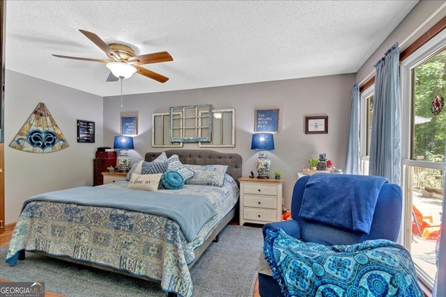 262 Jackson Shoals Road, Franklin, GA 30217