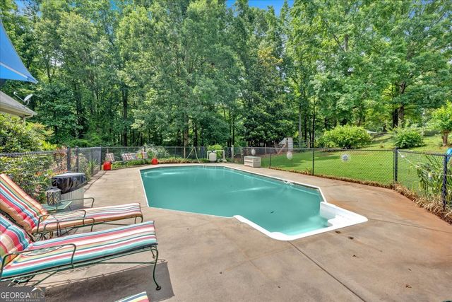 262 Jackson Shoals Road, Franklin, GA 30217