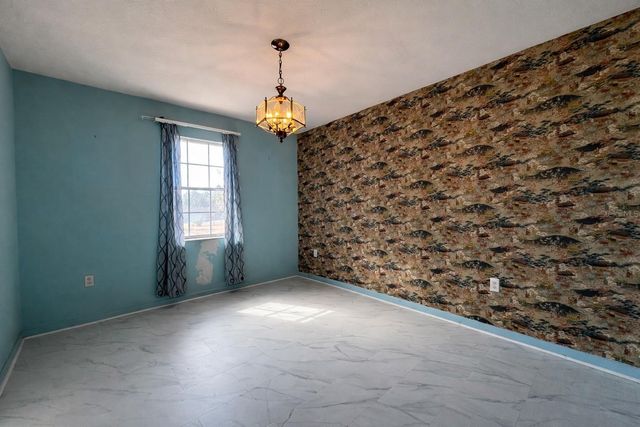 355 SW MARVIN BURNETT ROAD, Lake City, FL 32025