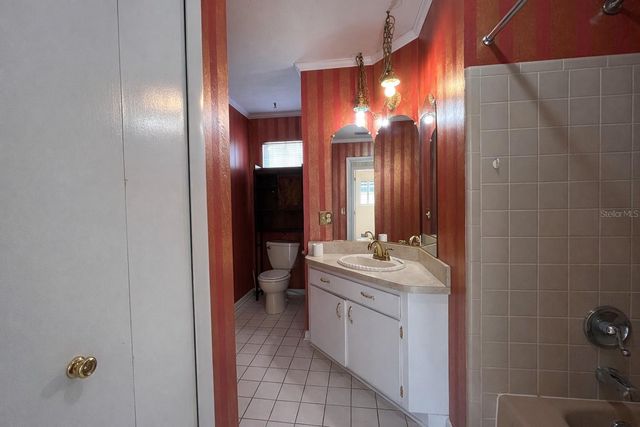 355 SW MARVIN BURNETT ROAD, Lake City, FL 32025